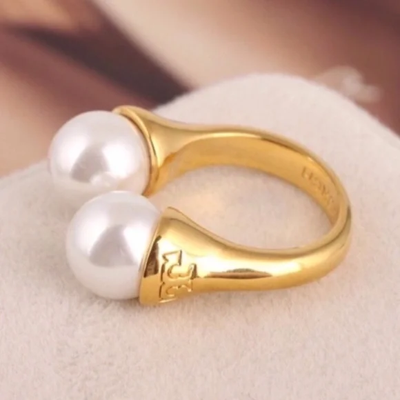🆕 Tory Burch Authentic Gold Pearl Bud Logo Ring Size 7 - Picture 6 of 16